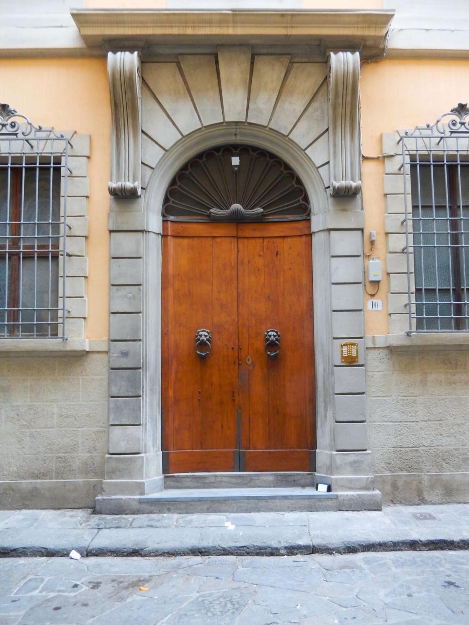 Stunning Apt 5min Walk to Duomo Florenz Exterior foto